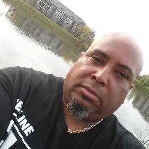 Meet your Posher, Luis